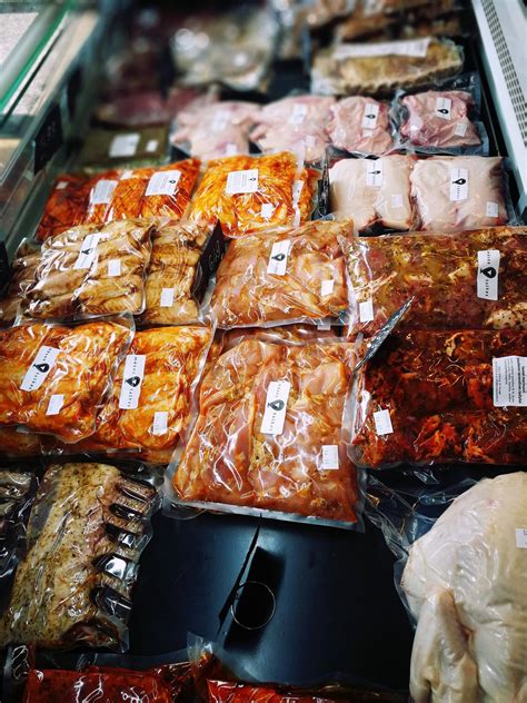 „Mėsos taškas“ Tauragėje: parduotuvės interjeras ir siūlomi produktai