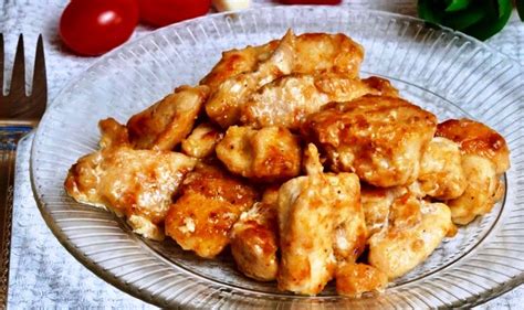 Vištienos apkepimas keptuvėje