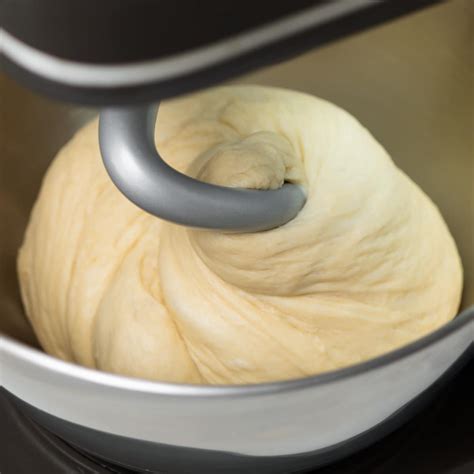 Tešlos maišymas ir poilsis