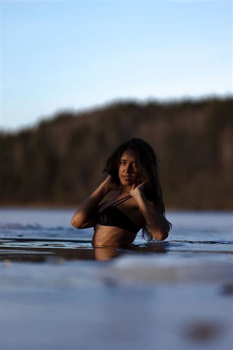 Kiaušiniai, atvėsinami lediniame vandenyje