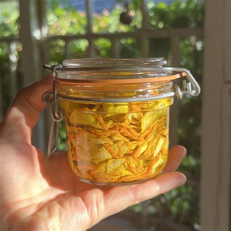 Cukinijos supjaustytos griežinėliais