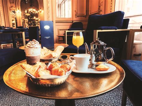 Paryžiaus restorano interjeras