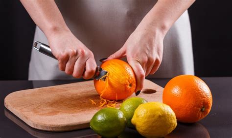 Apelsino žievelė ir citrinos