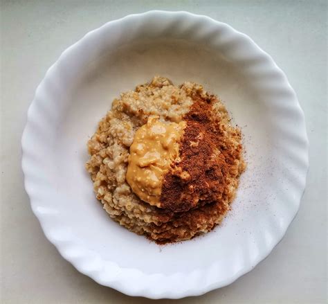 Avižos su riešutų sviestu