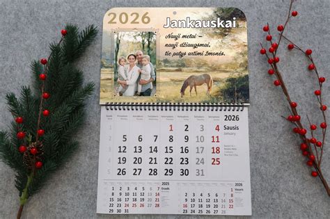 Nuotrauka su smėlinėmis juostelėmis