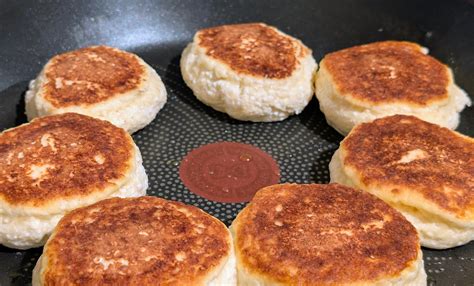 Schema, kaip formuoti ir kepti varškėčius