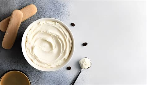 plakama grietinėlė