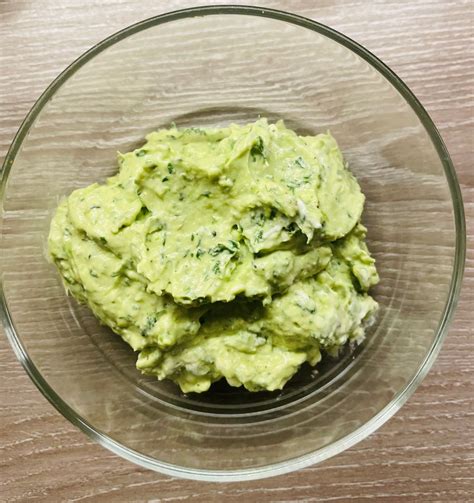 Avokado ir šokolado derinys