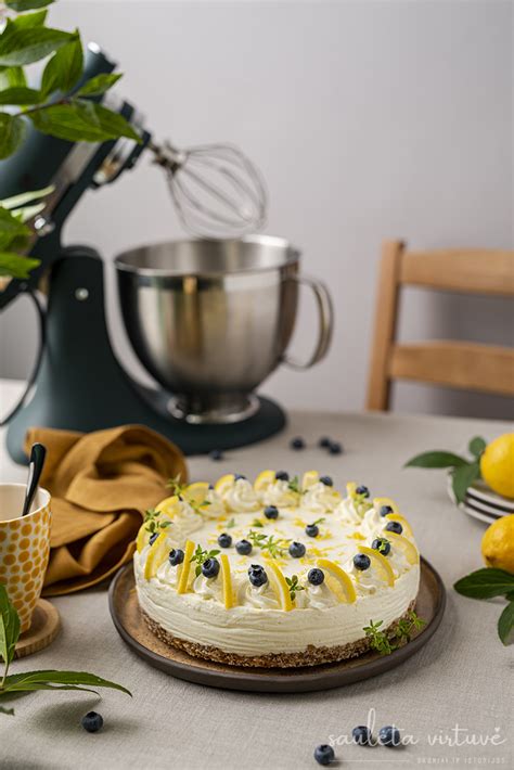 Sausainių ir sviesto pagrindas tortui