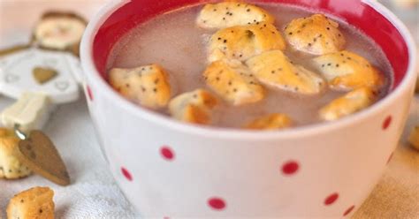 Aguonpienis su kūčiukais