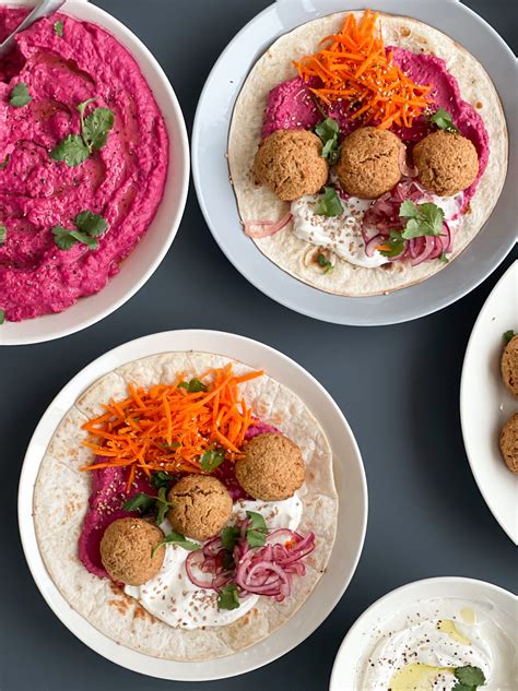 Daržovių įvairovė sriuboje