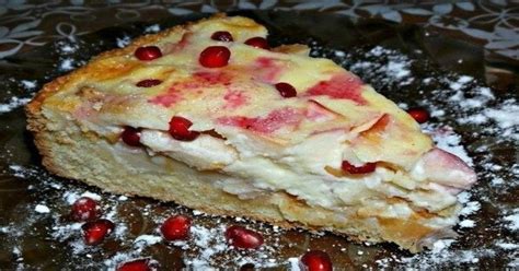 pyragas su kremu ir vaisiais