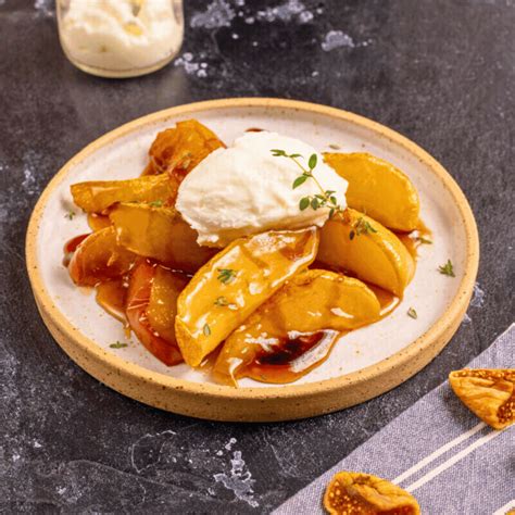 karamelizuoti vaisiai