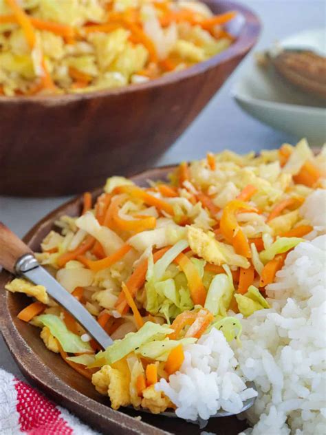 lentyna šaldytuve su kiaušiniais