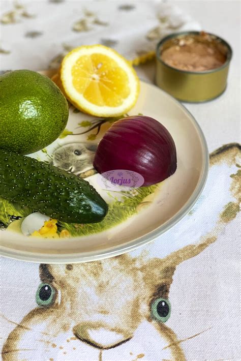 Avokado minkštimo trynimas šakute