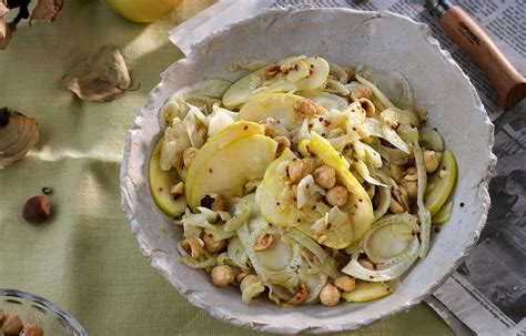 Obuolių ir riešutų derinys