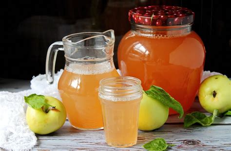 Obuolių sultys prieš visą obuolį