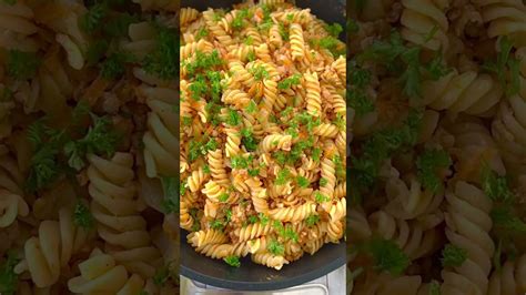 Greiti makaronų receptai