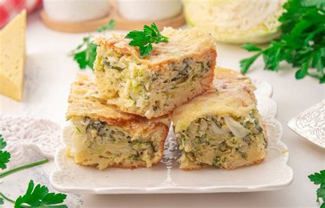 Pyragas su kopūstais daugiafunkciniame puode