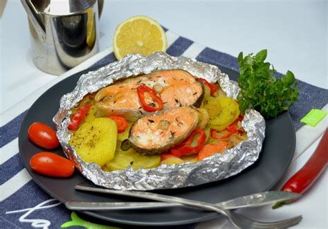 Sultingas kalakuto kepsnys su daržovėmis