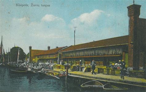 Istorinės dešrainių nuotraukos