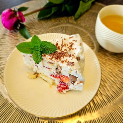 Sūrmaišis su varške ir išbėgančios išrūgos