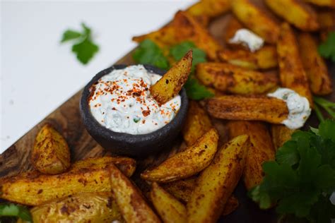 Traškios bulvių skiltelės