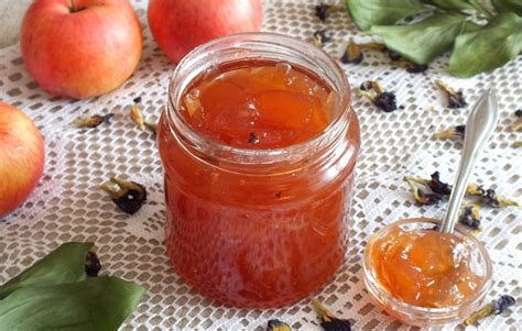 Indelis su obuolių ir kriaušių uogiene