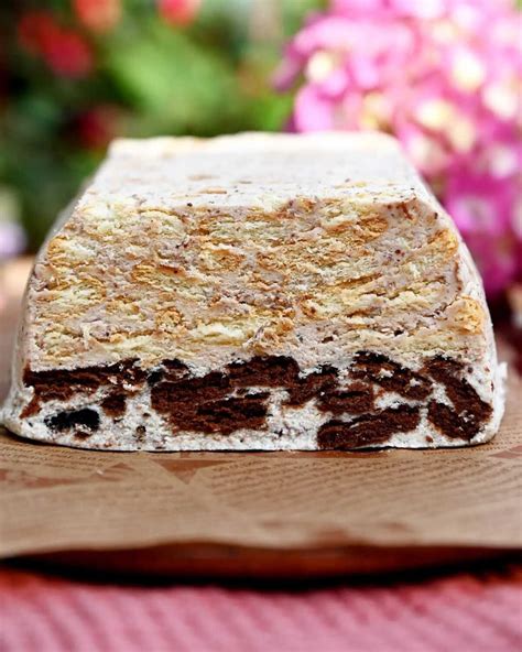 Rožinis tinginys su braškių milteliais