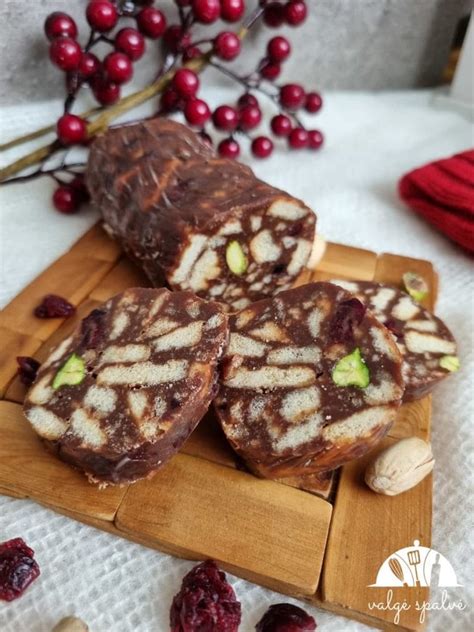 Itališkas tinginys su pistacijomis ir spanguolėmis