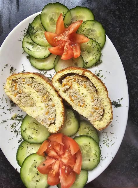 sūrio vyniotinis su faršu ir daržovėmis