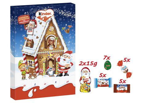 Stalas su įvairiais vestuviniais saldumynais