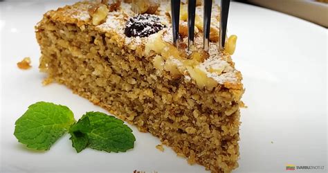 receptas grikiu miltu pyragas su spanguolem ir migdolais