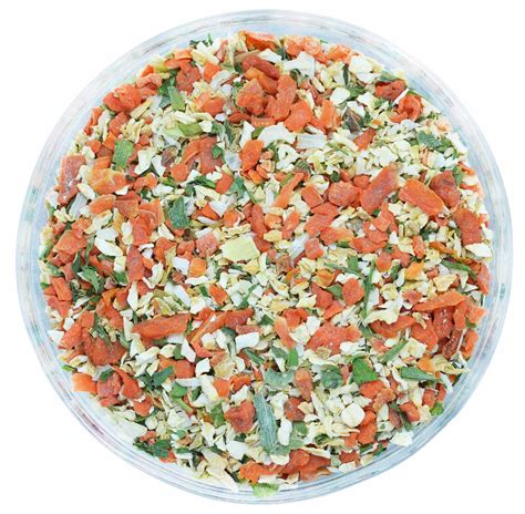 Įvairios šviežios daržovės, paruoštos sriubai