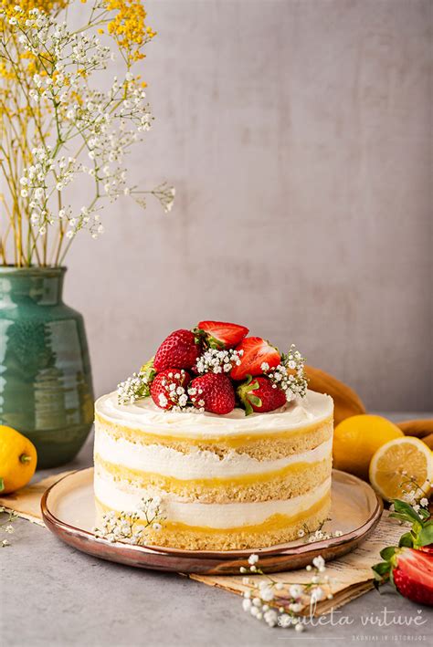 Citrinų ir braškių tortas