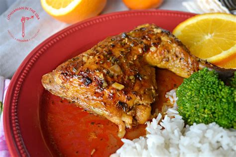 Vištienos ketvirčiai apelsinų sultyse