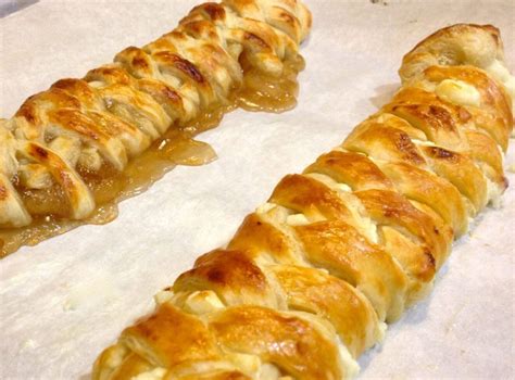 sluoksniuotos tešlos pyragas su obuoliais 