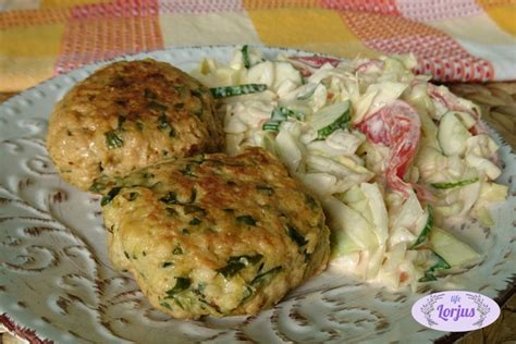 Įvairūs garnyrai kalakutienos kotletams