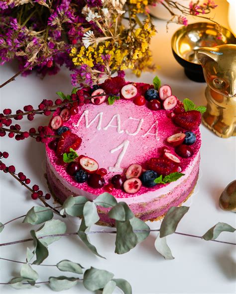 Vaisinio kremo torto papuošimas