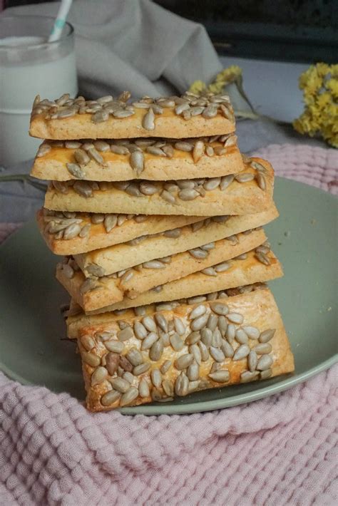 Sveikuoliški desertai su saulėgrąžomis