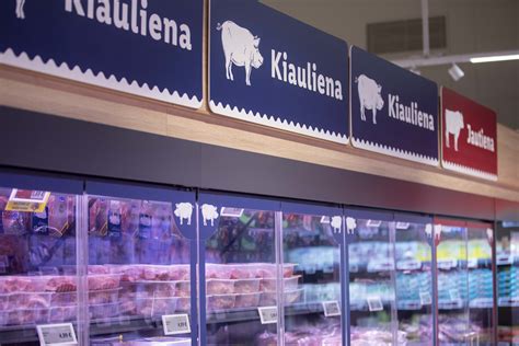 Prekybos centro mėsos skyrius