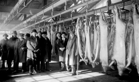 Istorinė nuotrauka: mėsos fabrikas Lietuvoje