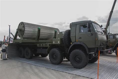 Specializuota transporto priemonė mėsos gabenimui