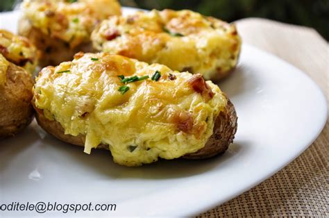 Įdarytos bulvės orkaitėje