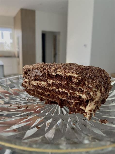 Sveikas nekepto šokoladinio pyrago gabalėlis