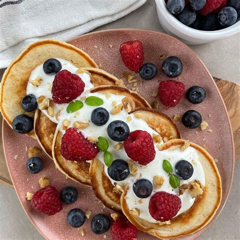 Spalvoti blynai su įvairiais priedais