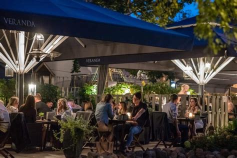 Vilniaus senamiesčio restoranas su gyva muzika