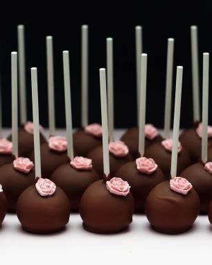 Asorti keksiukai ir cake popsai