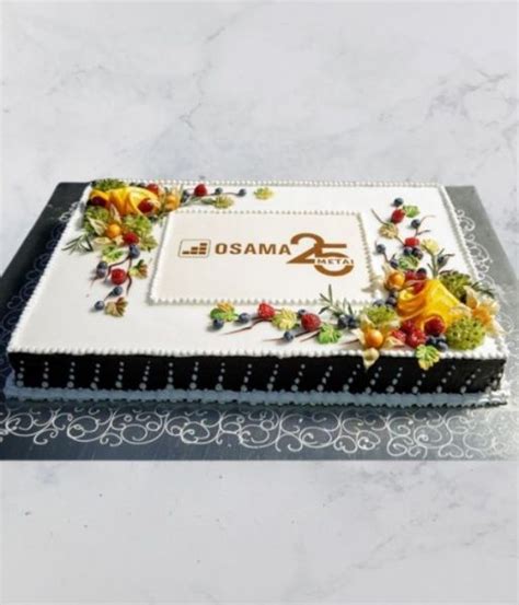 Nuotrauka su užrašu 