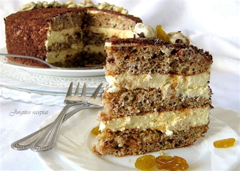 Surinktas ir papuoštas tortas „Žozefina“